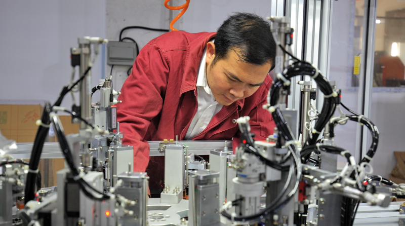 清理设备的师傅